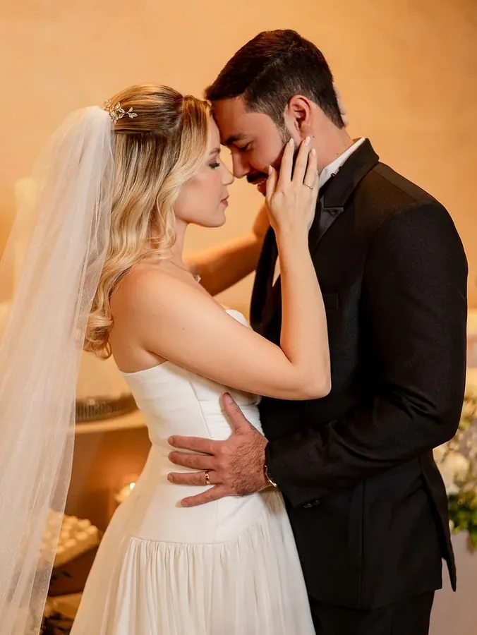 Casal cliente atendido pela Ouro Fino Joalheria em Teresina